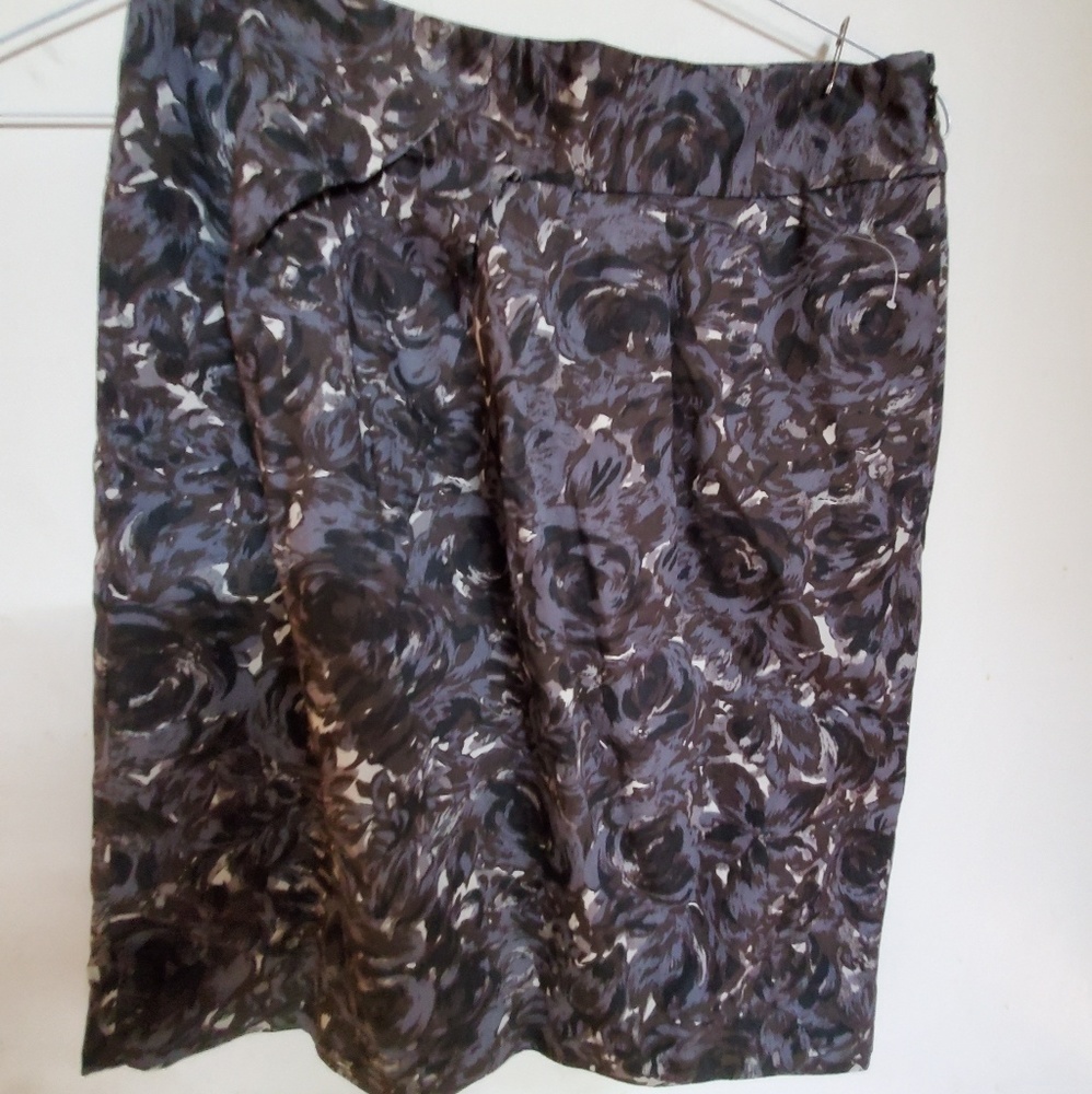 Ann Taylor Loft skirt